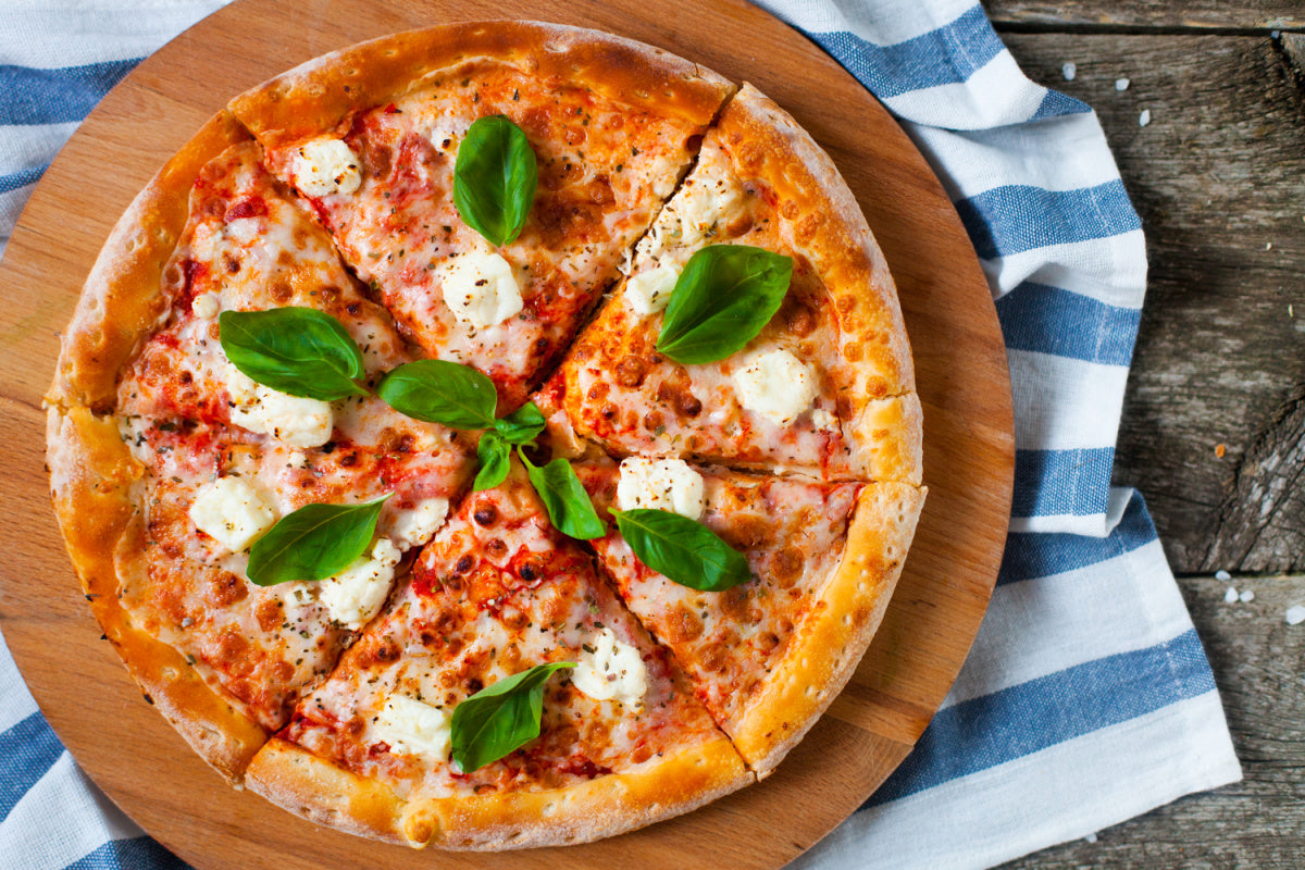 Quick basil and mozzarella pizza